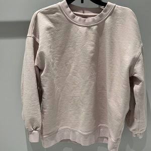 Lululemon perfectly oversized crewneck, light pink size 8-10